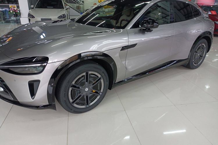 Used  YU7 2025 Ultra-Long Range All-Wheel Drive Pro Version