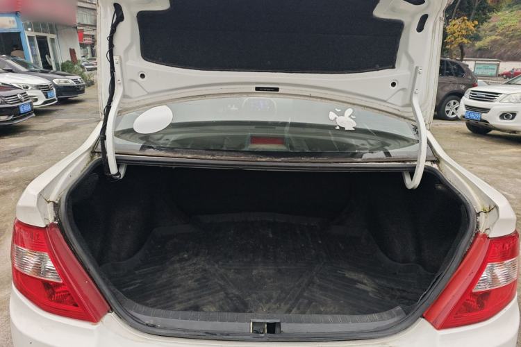 Used BYD F3 2015 Energy-Saving Edition 1.5L Manual Luxury Model
