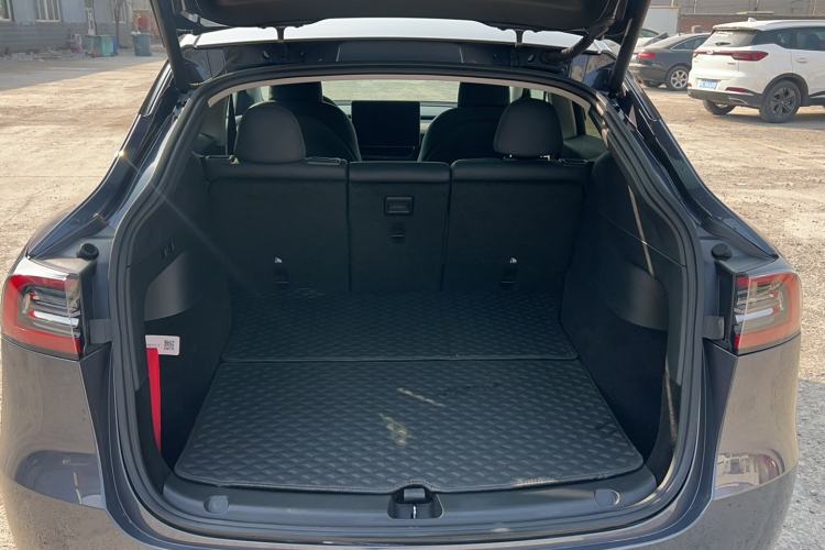 Used Tesla Model Y 2022 Rear-Wheel-Drive Version
