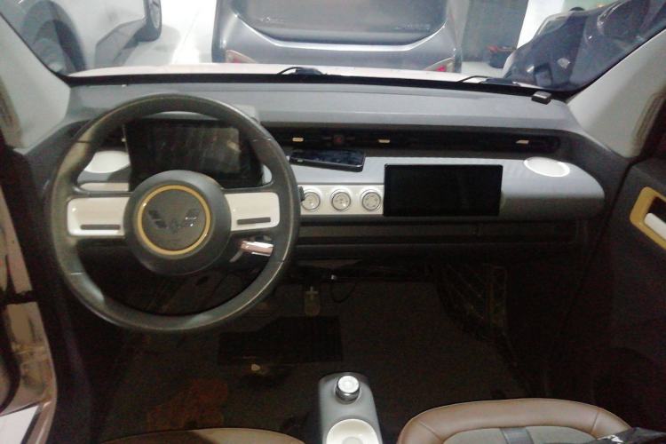 Used Wuling Hongguang MINIEV 2022 GAMEBOY 200km Gaming Edition with Lithium Iron Phosphate
