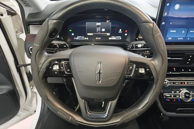 Used Lincoln Corsair 2022 2.0T Two-Wheel Drive Deluxe Edition