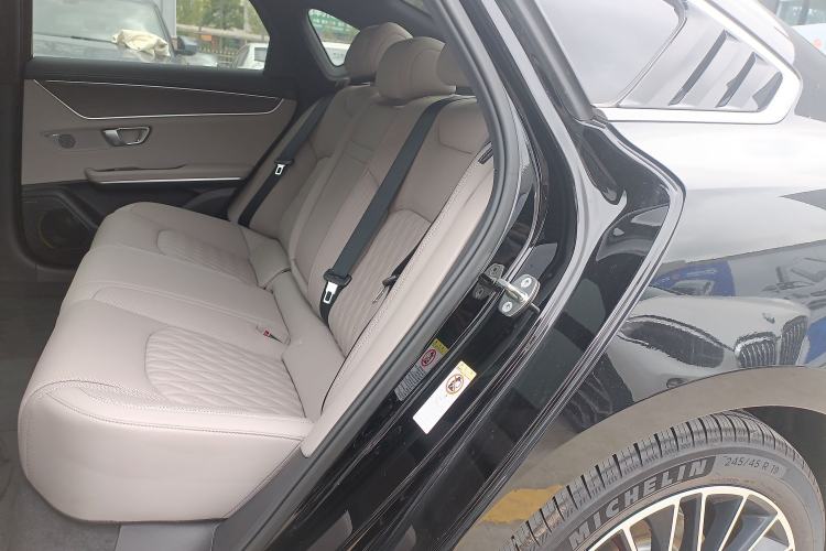 Used BYD Han 2025 EV with 701 km of Laser Radar-Enabled Intelligent Driving
