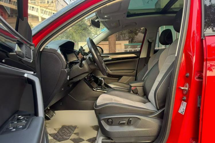 Used Volkswagen Tayron X 2020 330TSI Two-Wheel Drive Luxury Smart Connectivity Version
