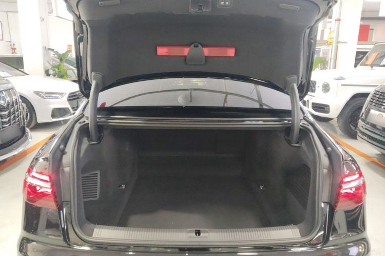 Used Audi A8 2023 A8L 50 TFSI quattro Prestige Edition
