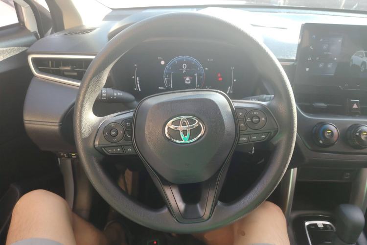 Used Toyota Corolla Cross 2024 2.0L Pioneer Edition
