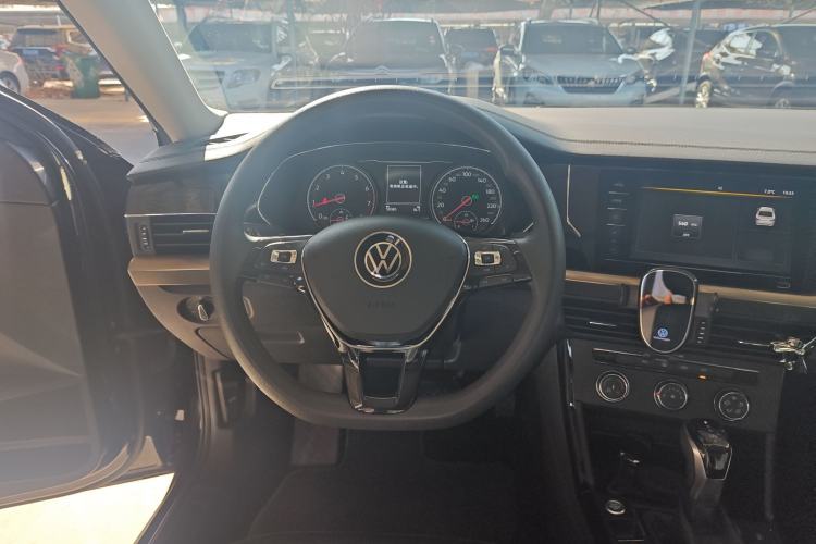 Used Volkswagen Passat 2020 Revised Version 280TSI Business Edition China VI Standard
