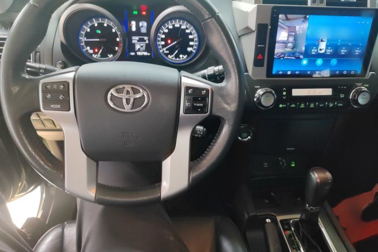 Used Toyota Prado 2014 4.0L Automatic TX-L NAVI
