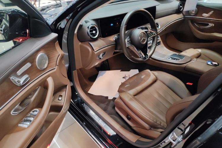 Used Mercedes-Benz E-Class 2021 Facelift E 260 L
