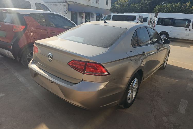 Used Volkswagen Lamando 2017 230TSI DSG Fashion Edition
