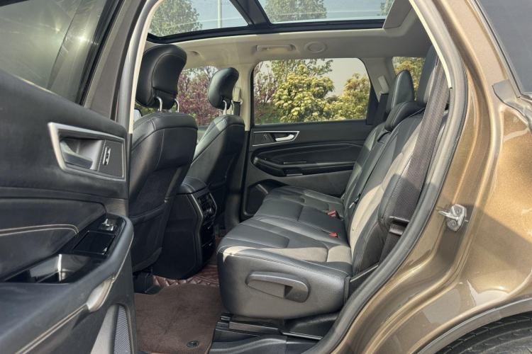 Used Ford Edge 2015 2.0T GTDi Four-Wheel Drive Prestige Model