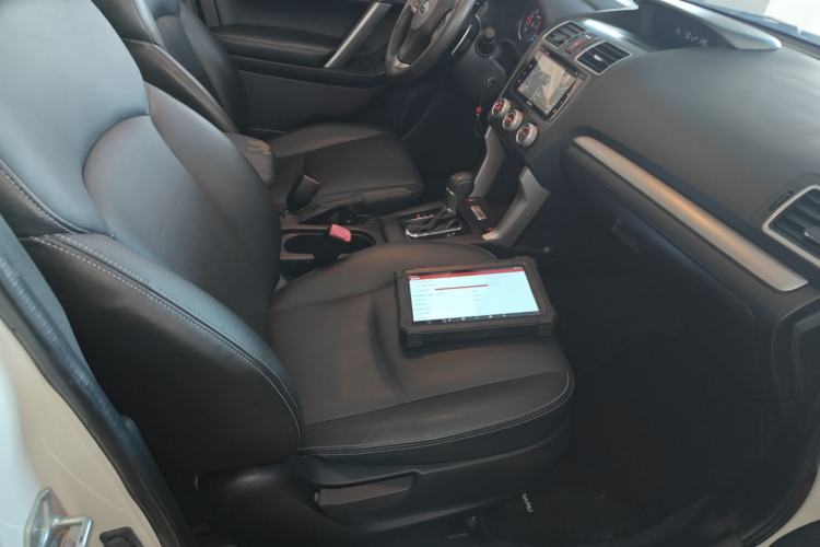 Used Subaru Forester 2015 2.0i Special Edition Commemorative Model
