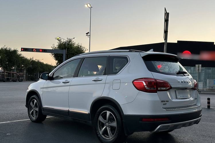 Used Haval H6 2017 Red-Label Sport Edition 1.5T Manual Two-Wheel Drive Elite Model
