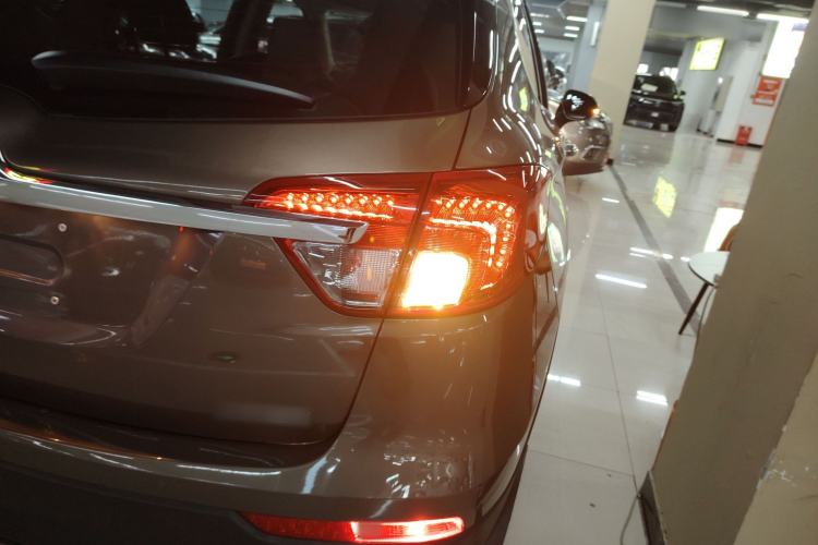 Used Buick Envision 2017 28T Four-Wheel Drive Luxury Model
