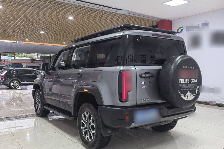 Used Beijing Auto BJ40 2024 2.0T All-New Urban Hunter Edition Pioneer Type
