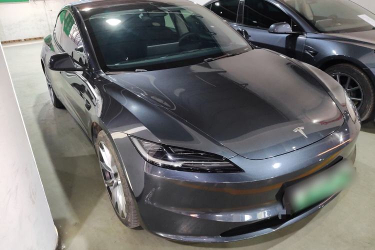 Used Tesla Model 3 2023 Long-Range All-Wheel-Drive Version
