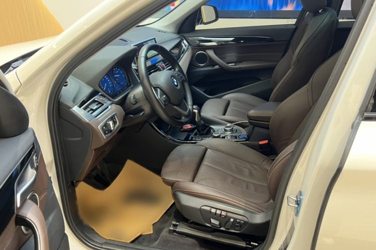 Used BMW X1 2019 xDrive20Li Luxury Model
