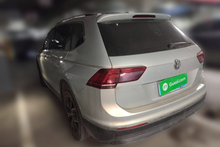 Used Volkswagen Tiguan L 2019 380TSI Automatic All-Wheel Drive Luxury Edition with 7 Seats China VI Standard
