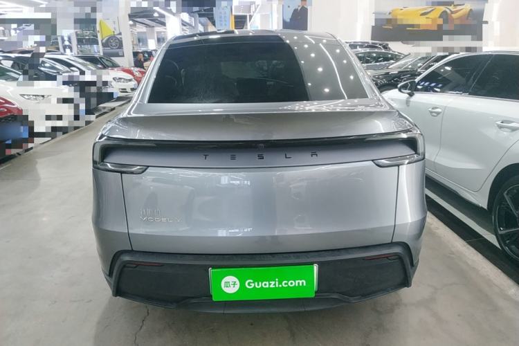 Used Tesla Model Y 2025 Rear-Wheel-Drive Version