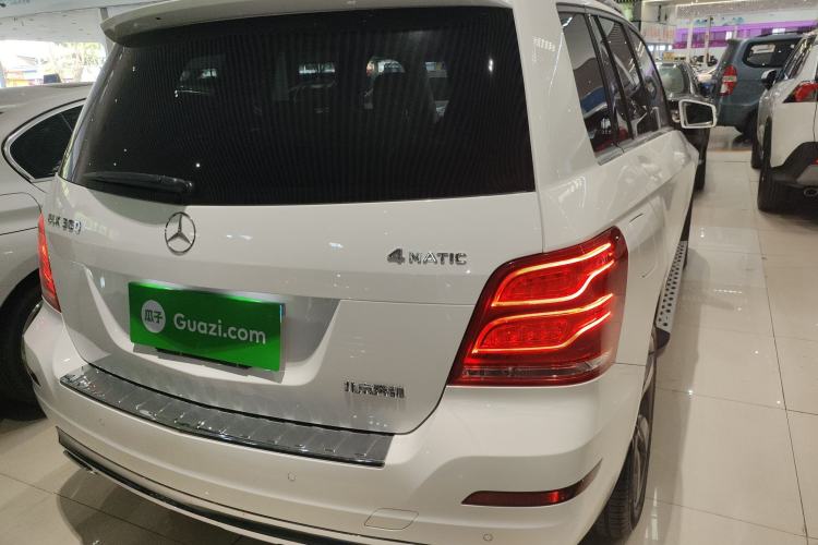 Used Mercedes-Benz GLK-Class 2013 GLK 300 4MATIC Dynamic Sunroof Model
