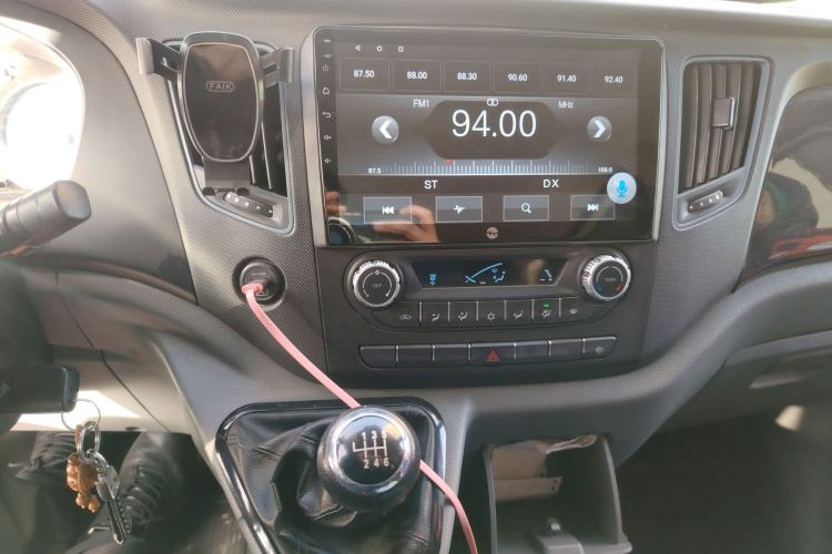 Used Foton Toano 2022 2.0T Manual Urban Edition Short Wheelbase Mid-Height Design Rear Single Tire 5/6/9-Seater Configuration 4F20TC3
