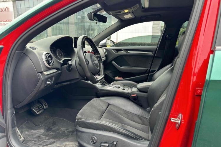 Used Audi S3 2015 S3 2.0T Limousine
