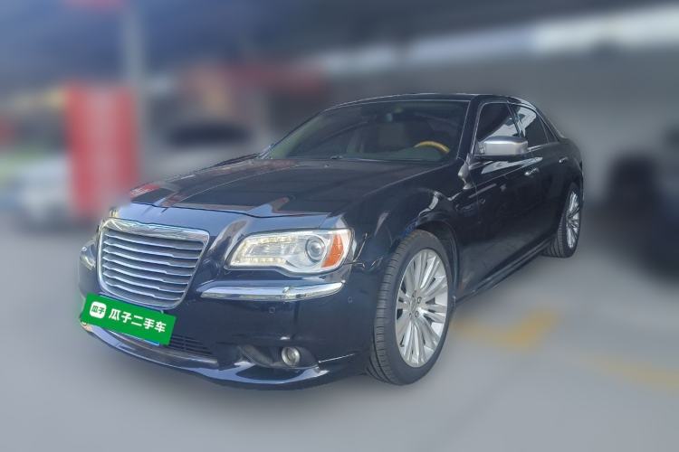 Used Chrysler 300C 2013 3.6L Luxury Edition