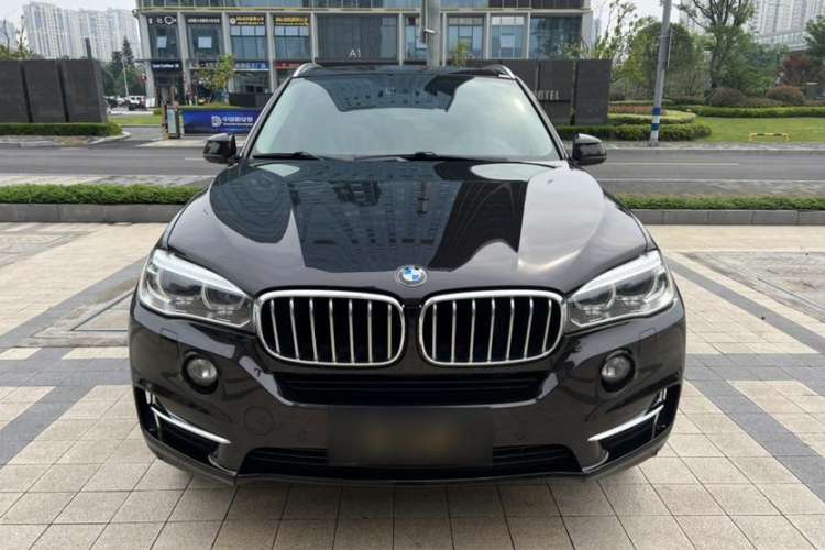 Used BMW X5 2018 xDrive28i
