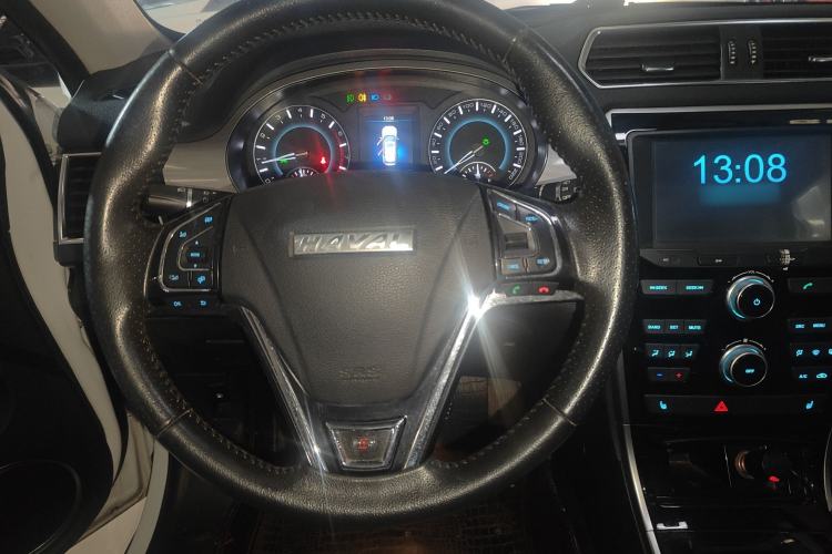 Used Haval H2 2016 Red Label 1.5T Manual Two-Wheel Drive Elite Model
