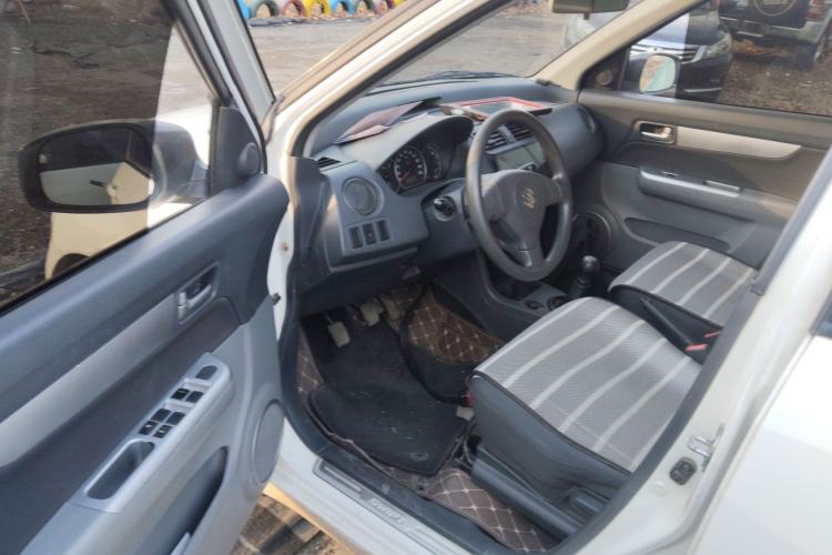 Used Suzuki Swift 2014 1.3L Manual Standard Edition
