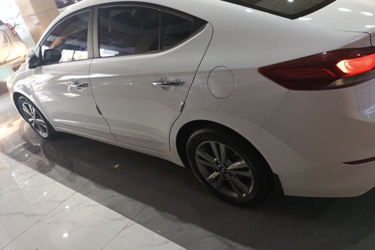 Used Hyundai Elantra 2016 1.4T Dual-Clutch Xuan Dong · Dynamic Version
