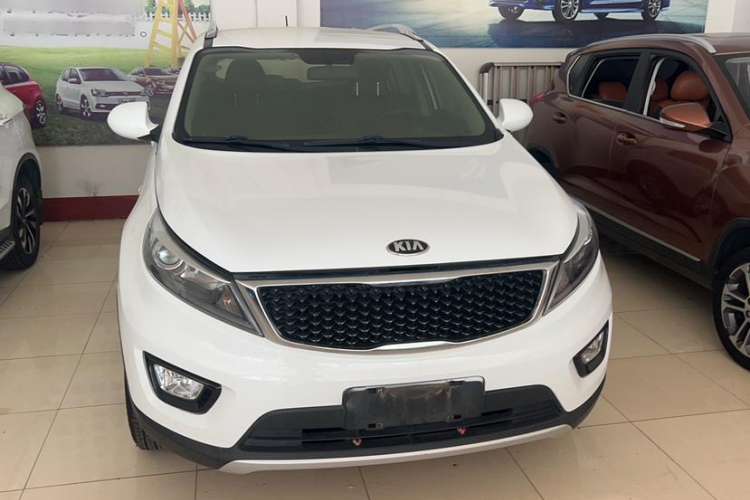 Used Kia Sportage R 2015 2.0L Manual Two-Wheel Drive GL Model

