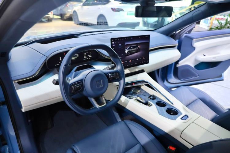 Used Zeekr 001 2025 WE Edition 100 kWh Rear-Wheel Drive
