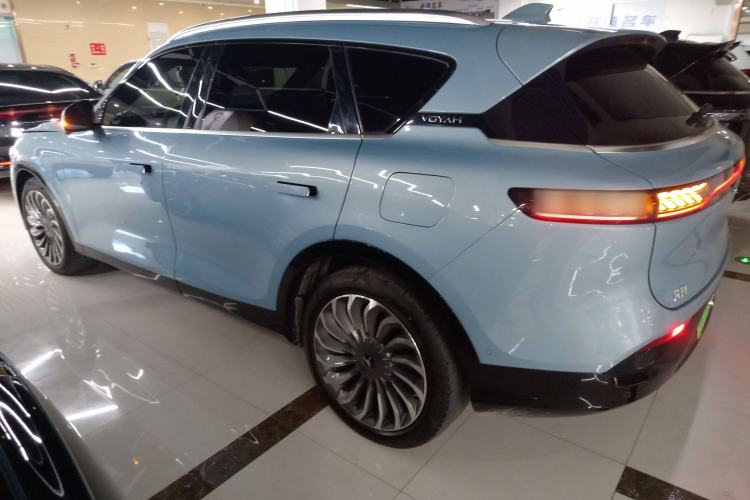 Used VOYAH FREE 2021 Four-Wheel Drive Standard Range-Extended Exclusive Luxury Package
