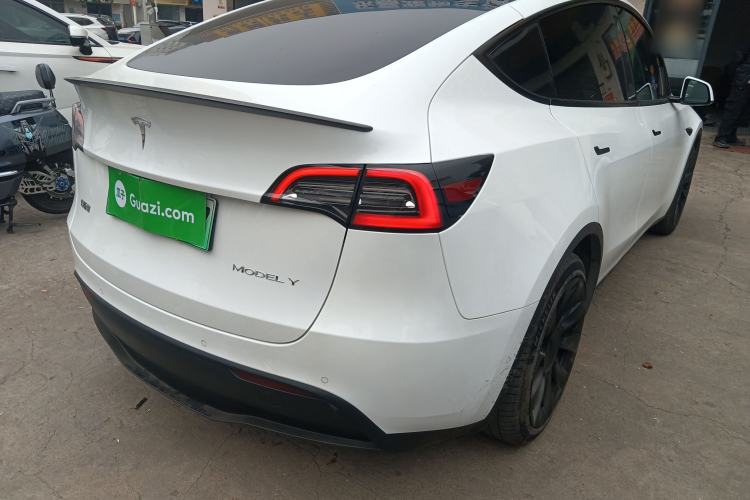 Used Tesla Model Y 2021 Long-Range All-Wheel-Drive Version