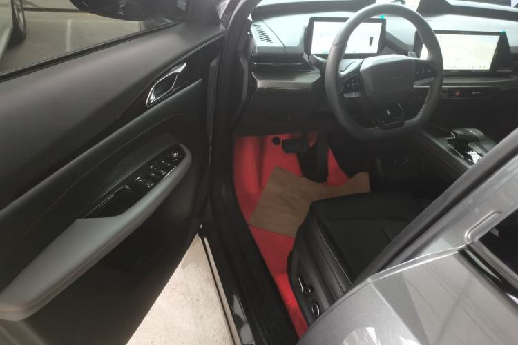 Used Oshan Z6 New Energy 2023 ZhiDian iDD 150KM Flagship PLUS
