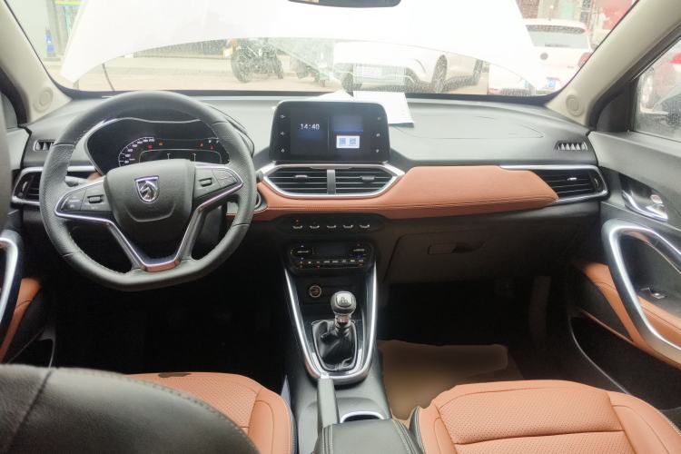 Used Baojun 510 2019 1.5L Manual Prestige Version 77kW China VI Emission Standard