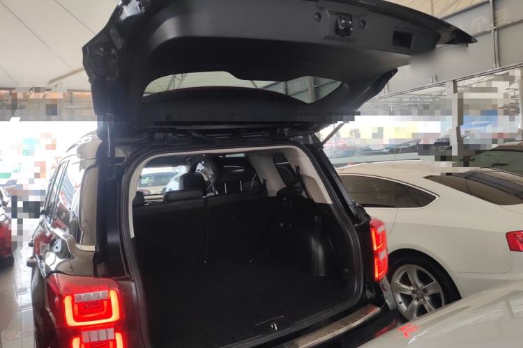 Used GAC Trumpchi GS8 2017 320T Two-Wheel Drive Luxury Smart Connectivity Version (7 Seats)