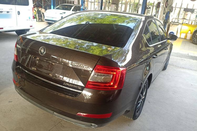 Used Skoda Octavia 2017 1.6L Automatic Smart Drive Edition
