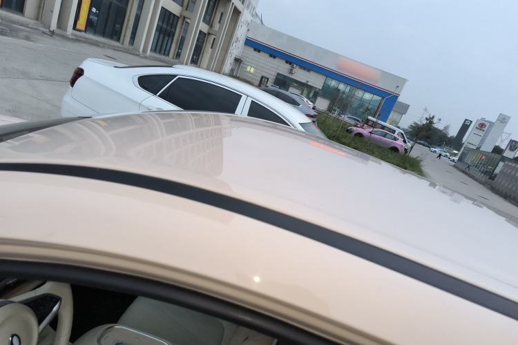 Used ORA Good Cat 2023 401 km Standard Range Luxury Version Lithium Iron Phosphate