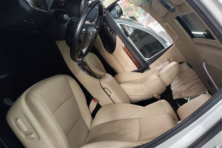 Used Toyota Alphard 2021 Dual-Engine 2.5L Luxury Edition
