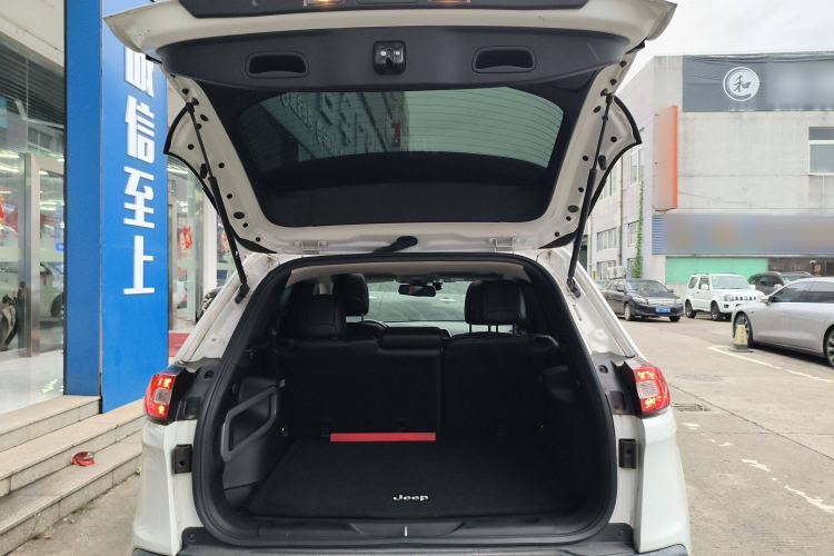 Used  Cherokee 2016 2.0L Superior Edition
