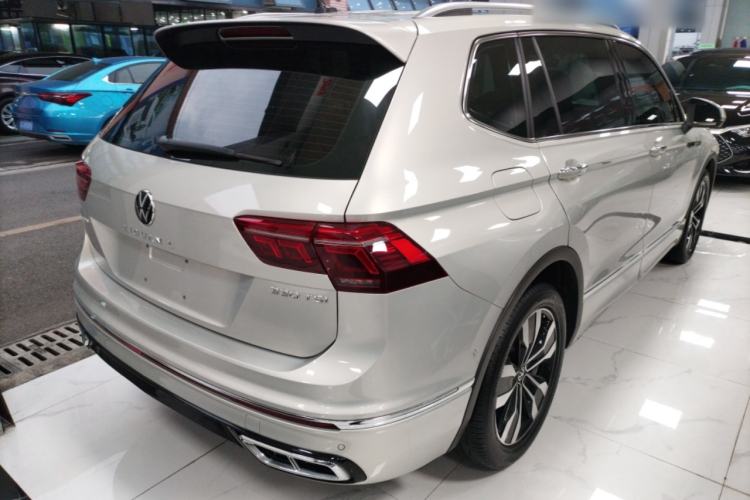 Used Volkswagen Tiguan L 2022 330TSI Automatic Two-Wheel Drive R-Line Enhanced Edition