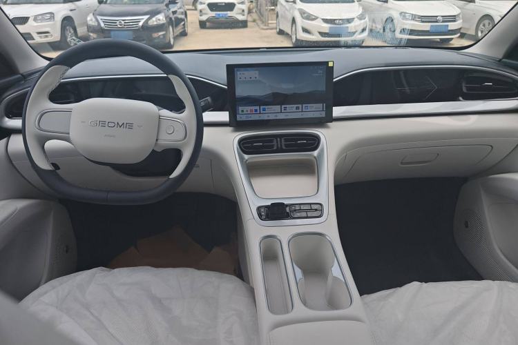 Used  Geome 2025 310km Youth Edition
