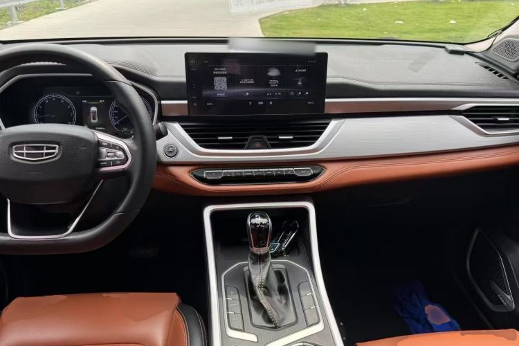 Used Geely Auto Vision X6 2020 1.4T CVT Luxury Edition
