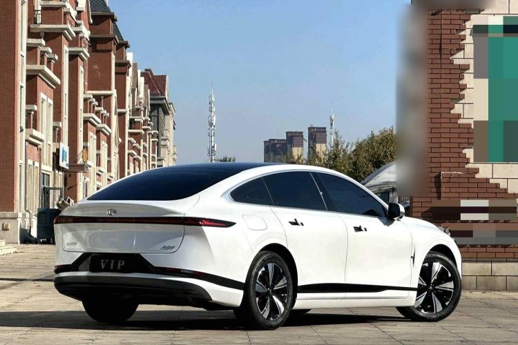 Used  A07 2025 Range-Extended "Truly Delicious" 140 Elite Version
