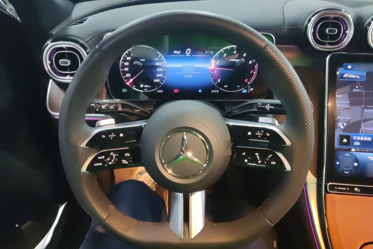 Used Mercedes-Benz GLC 2024 GLC 300 L 4MATIC Dynamic Edition 5-seater