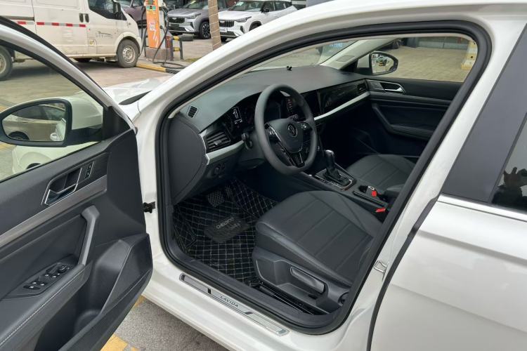 Used Volkswagen Lavida 2019 1.5L Automatic Comfort Edition China VI Standard
