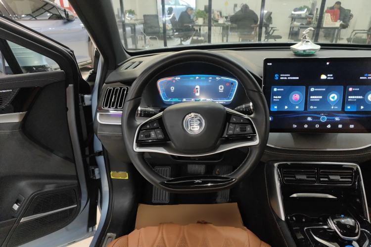 Used BYD Tang New Energy 2023 DM-i Champion Edition 112KM Prestige Model