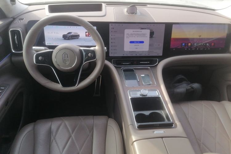 Used Hima AITO M9 2024 Range-Extended Ultra Version 52 kWh 5-Seater Model
