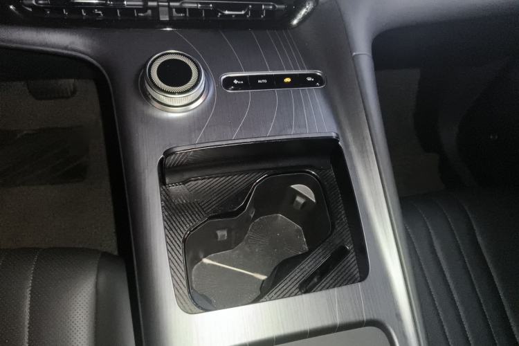 Used  E5 2024 530km Long-Range Version
